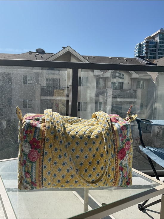 Vera Bradley Handbags - Vera Bradley - Elizabeth duffle